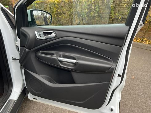 Ford Kuga 2015 белый - фото 24