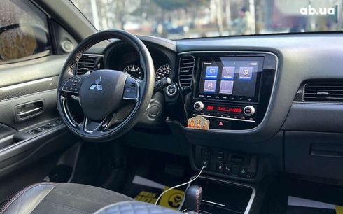 Mitsubishi Outlander 2020 - фото 23