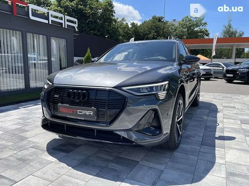 Audi E-Tron 2022 - фото 4