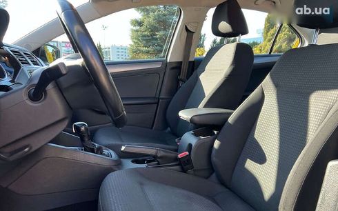 Volkswagen Jetta 2015 - фото 15