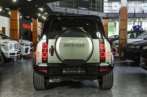 Land Rover Defender 2020 - фото 13