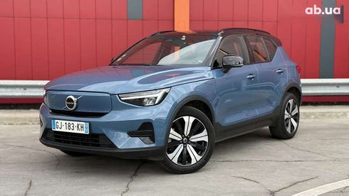 Volvo XC40 2022 - фото 3
