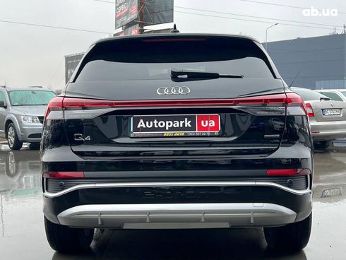 Audi Q4 e-tron 2022 черный - фото 6