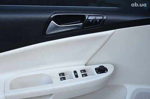 Volkswagen Passat 2009 - фото 17