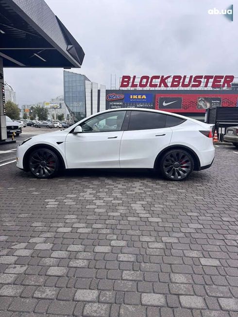 Tesla Model Y 2024 - фото 3