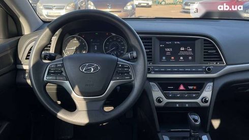 Hyundai Elantra 2018 - фото 21