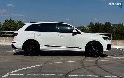 Audi Q7 2021 - фото 6