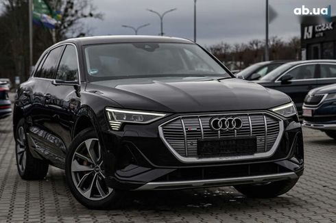 Audi E-Tron 2021 - фото 3