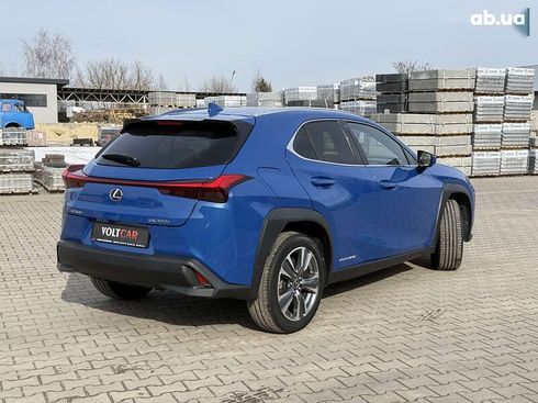 Lexus UX 2020 - фото 8