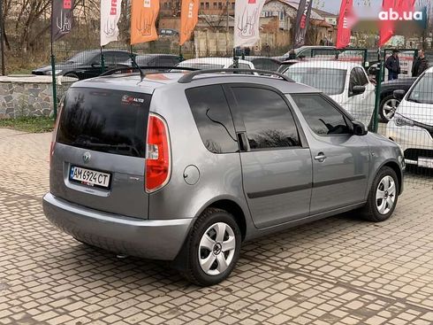 Skoda Roomster 2011 - фото 14