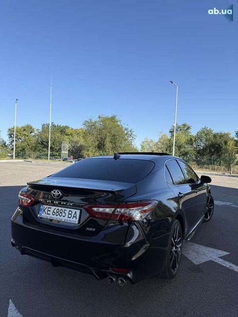 Toyota Camry 2018 - фото 18
