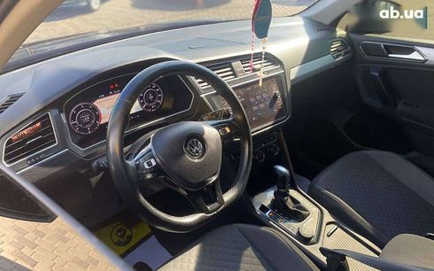 Volkswagen Tiguan 2018 - фото 11