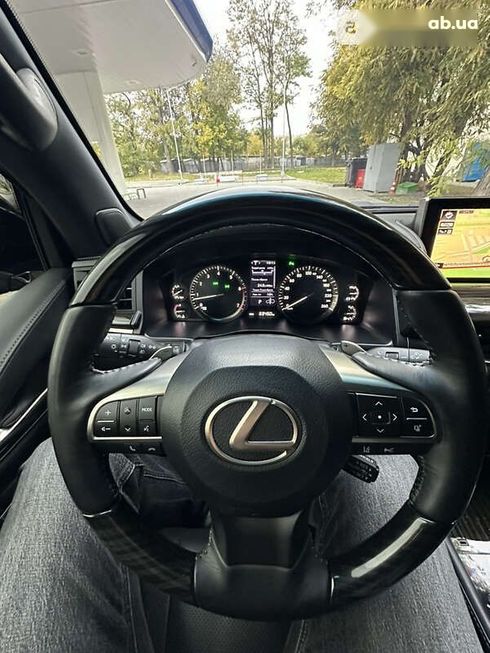 Lexus LX 2019 - фото 18