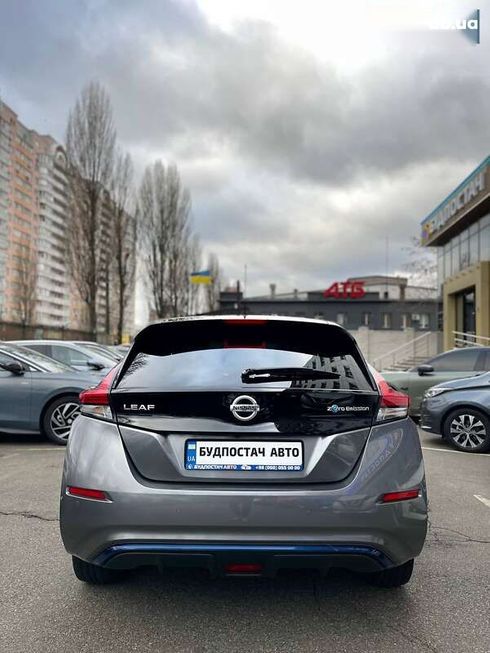 Nissan Leaf 2019 - фото 14