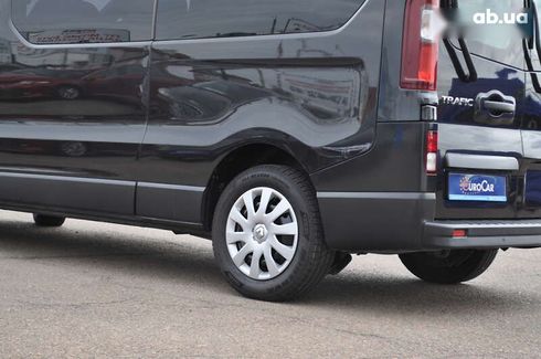 Renault Trafic 2020 - фото 11