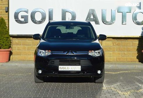 Mitsubishi Outlander 2013 - фото 3