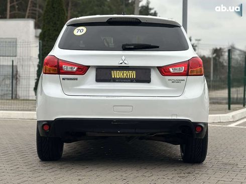Mitsubishi Outlander 2015 - фото 13
