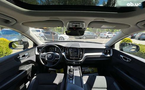 Volvo XC60 2020 - фото 14