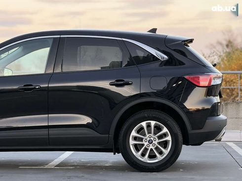 Ford Escape 2021 - фото 15