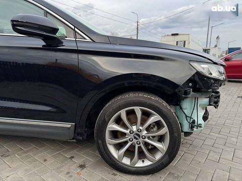 Lincoln MKC 2019 - фото 17