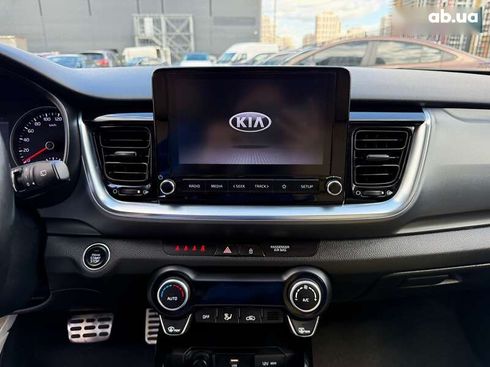 Kia Stonic 2020 - фото 17
