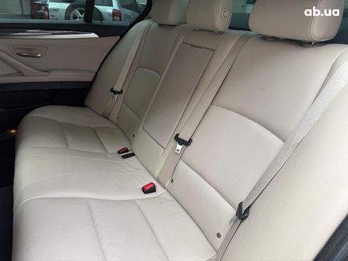 BMW 5 серия 2011 черный - фото 12