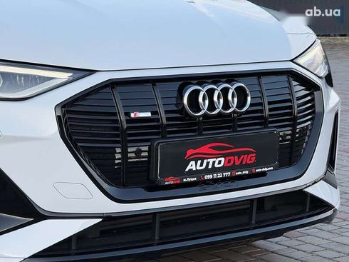 Audi E-Tron 2020 - фото 16