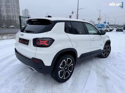 Jeep Avenger 2024 - фото 16