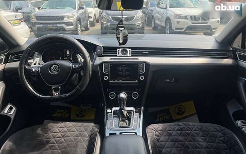Volkswagen Passat 2015 - фото 19