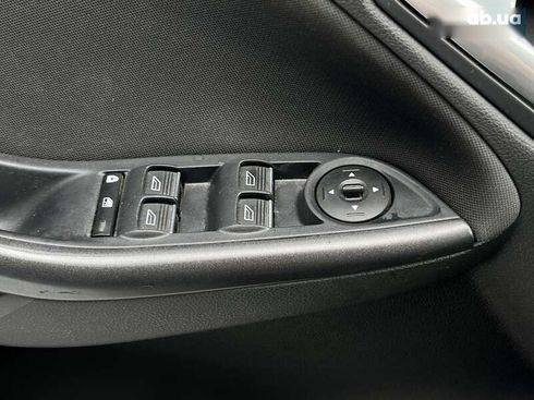 Ford Focus 2018 - фото 26