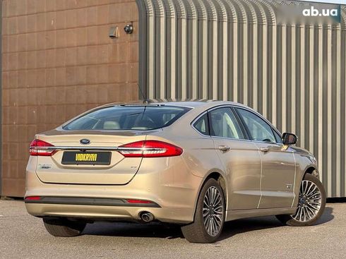 Ford Fusion 2016 - фото 22