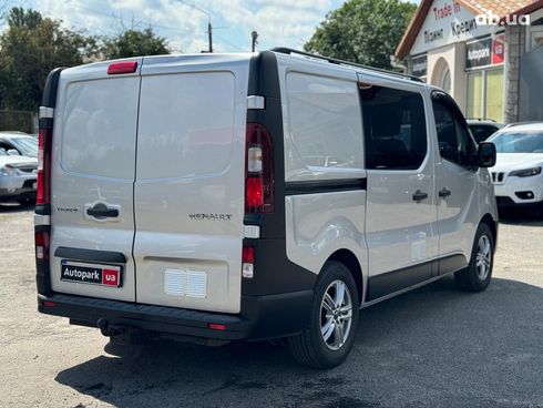 Renault Trafic 2016 серый - фото 5