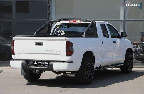 Toyota Tundra 2015 - фото 2