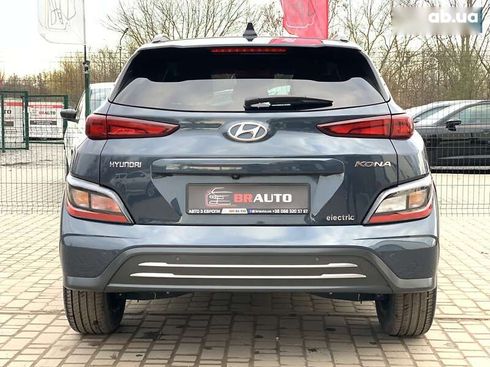 Hyundai Kona Electric 2021 - фото 18