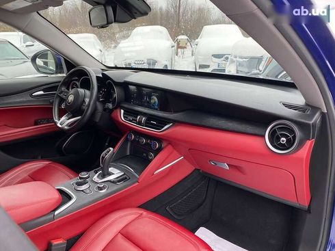 Alfa Romeo Stelvio 2020 - фото 11