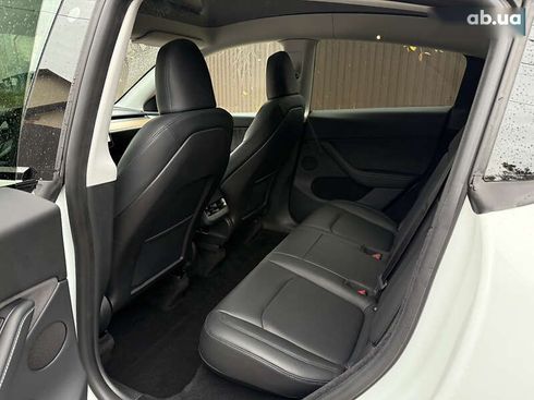 Tesla Model Y 2022 - фото 12