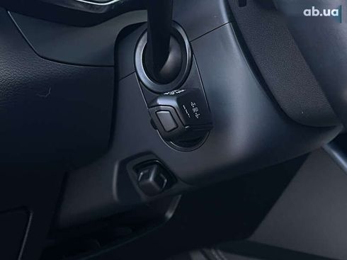 Audi A6 2018 - фото 29