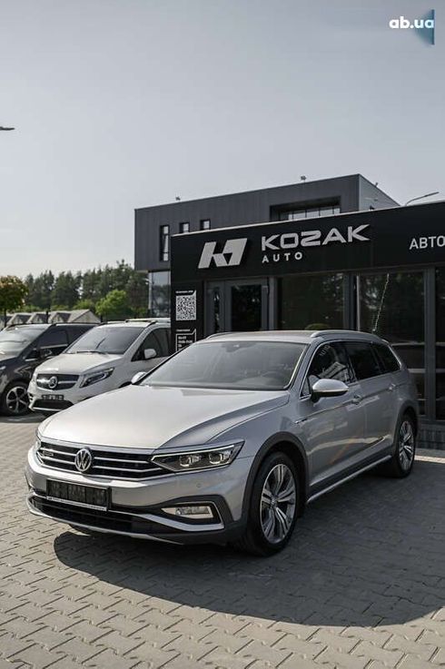 Volkswagen passat alltrack 2020 - фото 10