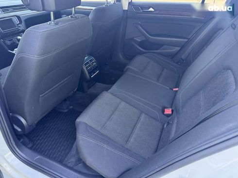 Volkswagen Passat 2015 - фото 15