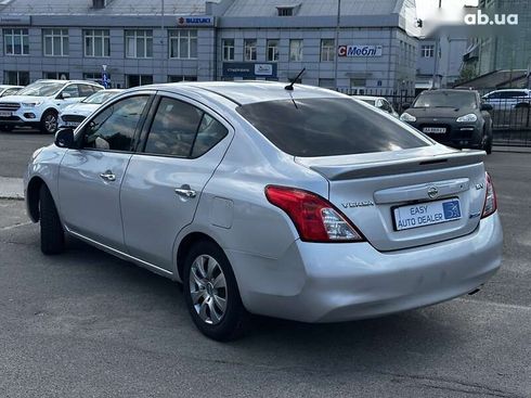 Nissan Versa 2013 - фото 7