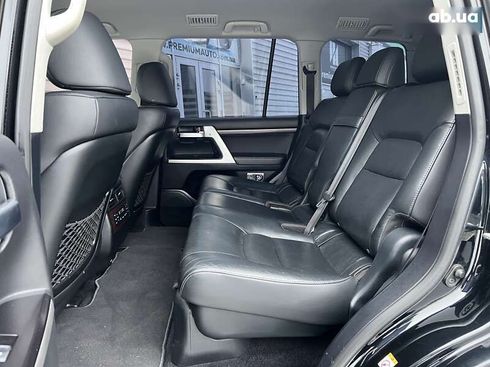 Toyota Land Cruiser 2016 - фото 20