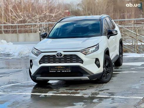 Toyota RAV4 2019 - фото 5