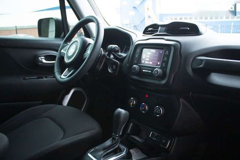 Jeep Renegade 2020 - фото 19