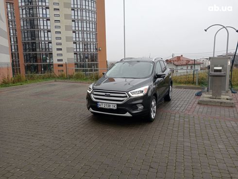 Ford Escape 2019 серый - фото 8