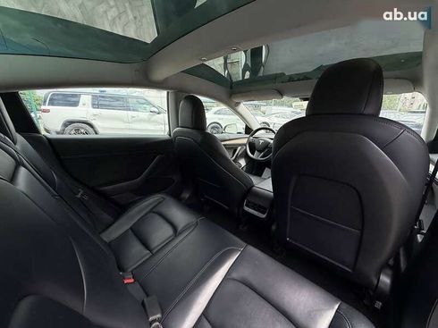 Tesla Model 3 2023 - фото 11