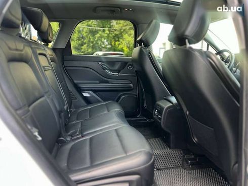 Lincoln Corsair 2022 - фото 25