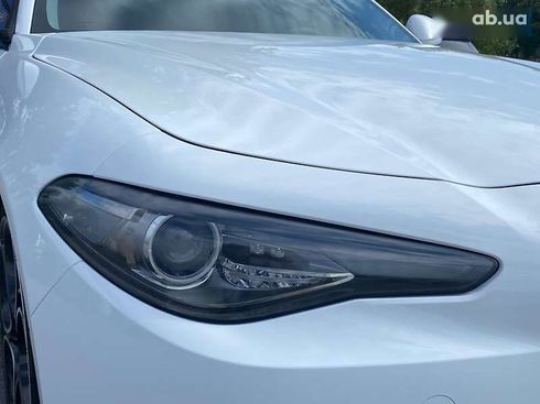 Alfa Romeo Giulia 2018 - фото 5