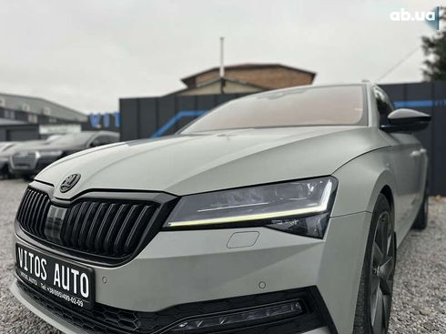 Skoda Superb 2020 - фото 21