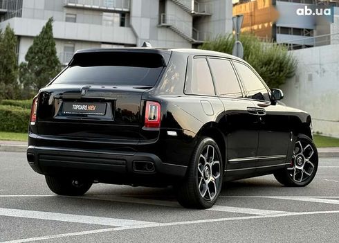 Rolls-Royce Cullinan 2020 - фото 19