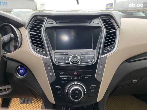 Hyundai Santa Fe 2013 белый - фото 22